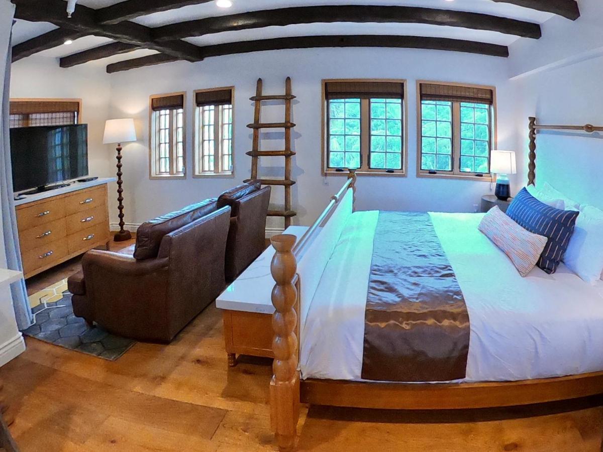 Zane Grey Pueblo Hotel 아발론 외부 사진